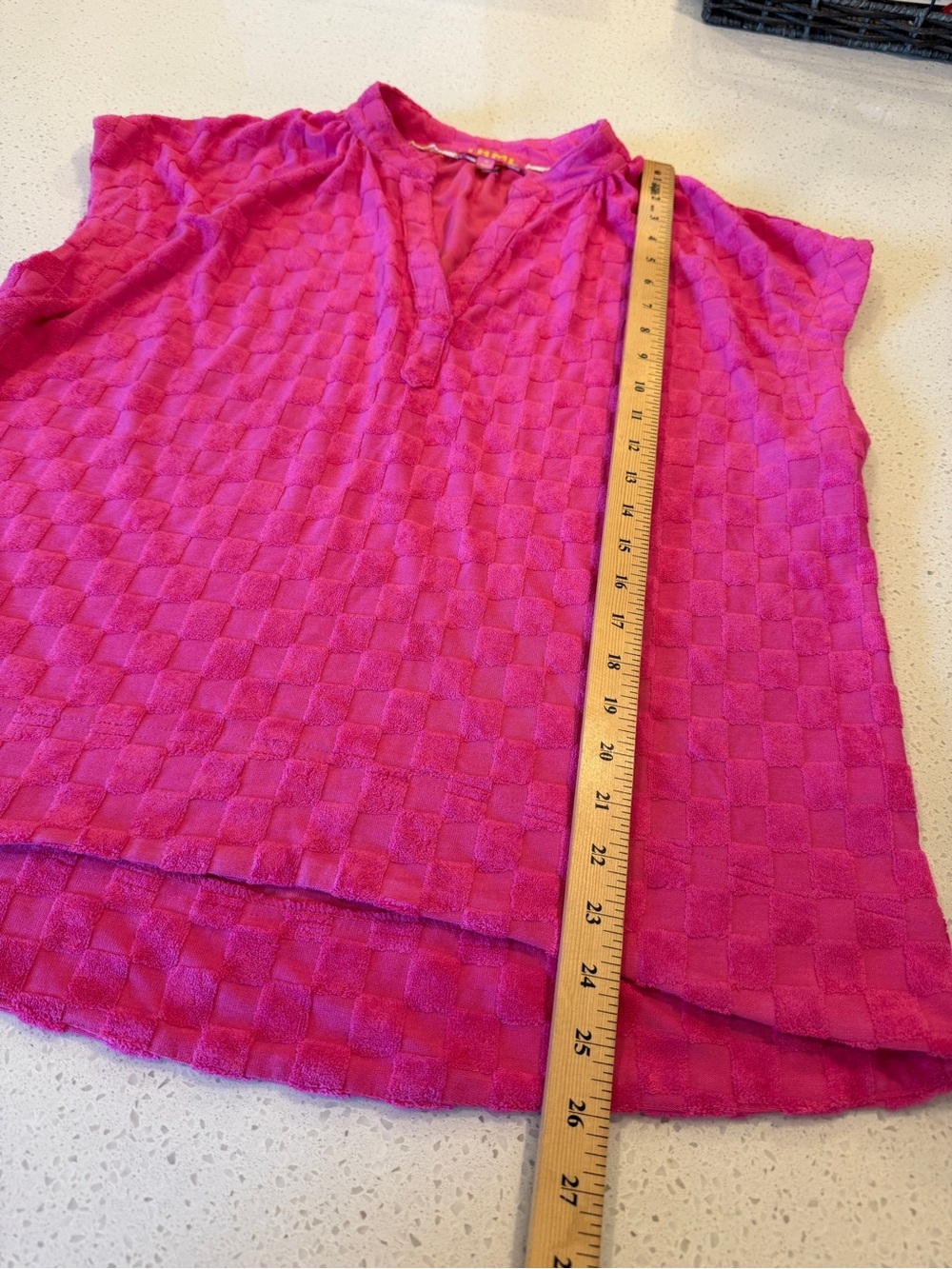 THML Hot Pink Textured Split-Neck Cap Sleeve Top - Picture 5 of 13